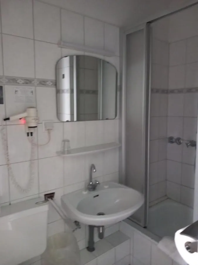 Hotel Karolinger Düsseldorf 2*,